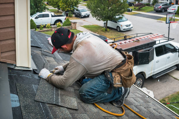 Professional Roofing technician working in New Washington, OH